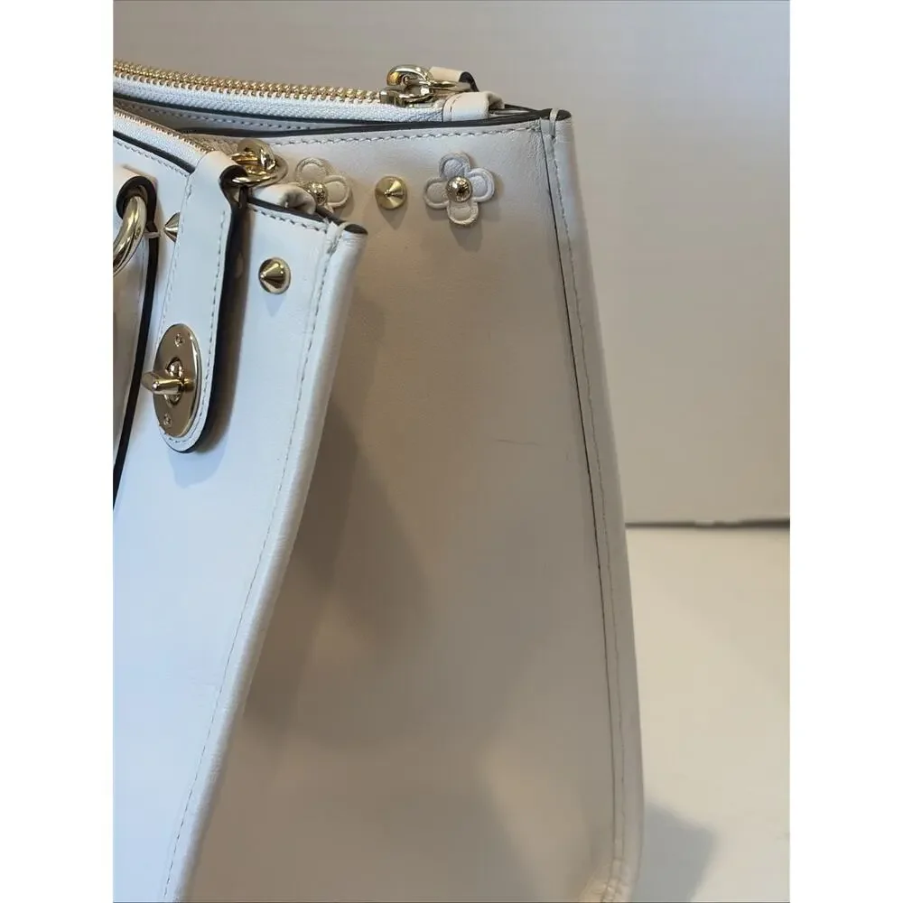 Coach Ivory/cream leather handbag with gold accent EUC Used Once f47300